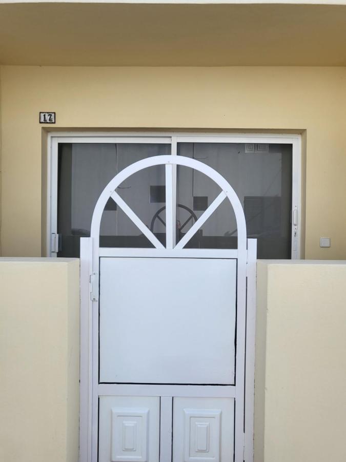 Flor De Famara Apartment ภายนอก รูปภาพ