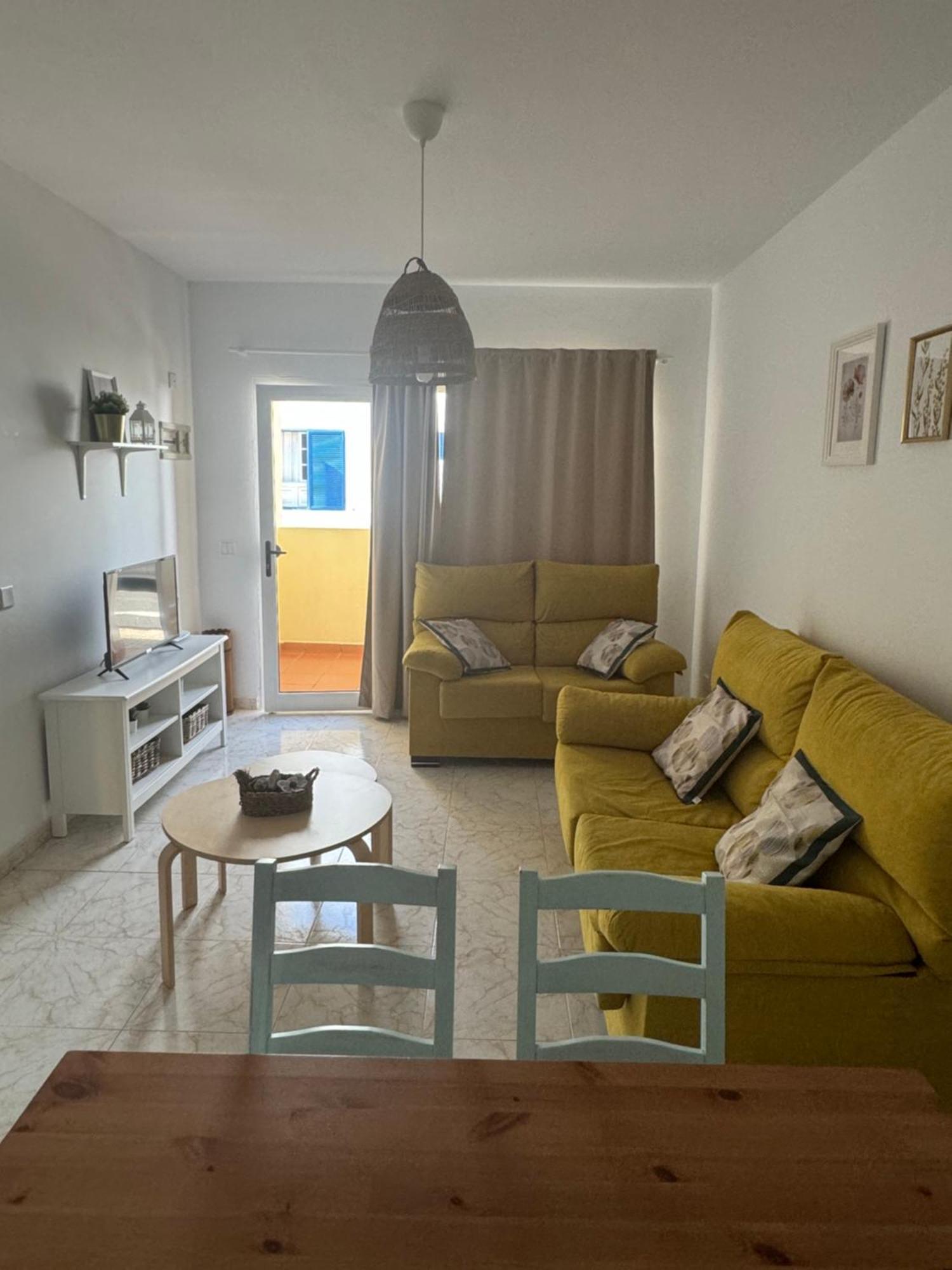 Flor De Famara Apartment ภายนอก รูปภาพ